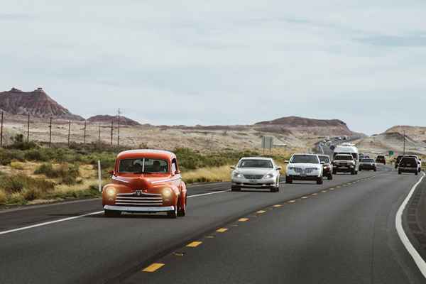 Cómo eliminar la pintura de carretera de su coche