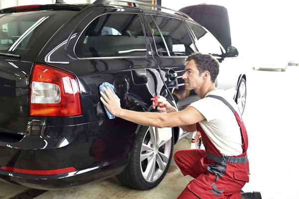 Como lavar seu carro como um profissional