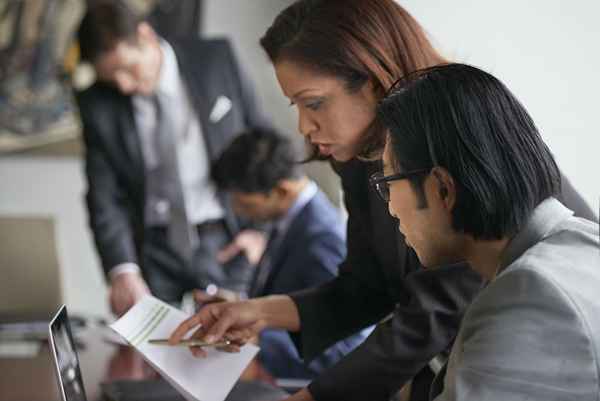 Cómo escribir un informe de progreso comercial