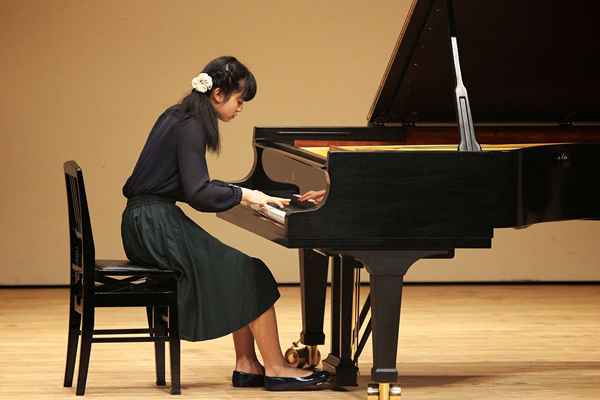 Codice di abbigliamento recital per pianoforte