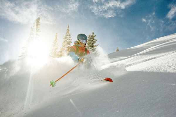 Ski sicher auf eisigem und hart gepacktem Schnee