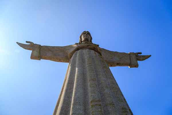 La costruzione della statua del Redentore del Brasile Cristo