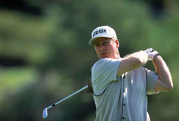 Los récords de la mayoría de los agujeros de carrera en uno en el golf