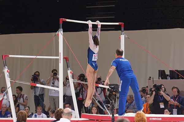 Les barres inégales en gymnastique