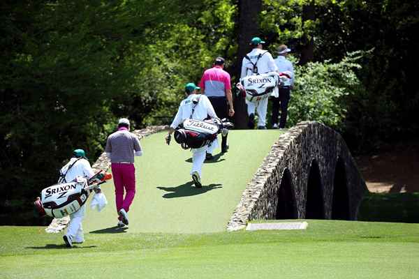 Esos famosos puentes en el campo de golf nacional de Augusta