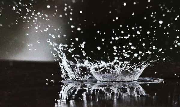 Suggerimenti per dipingere gocce d'acqua realistiche