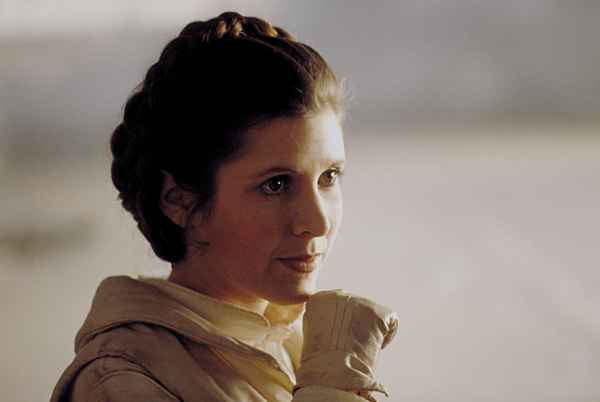 Comprender cómo es posible que la princesa Leia recuerde a su madre