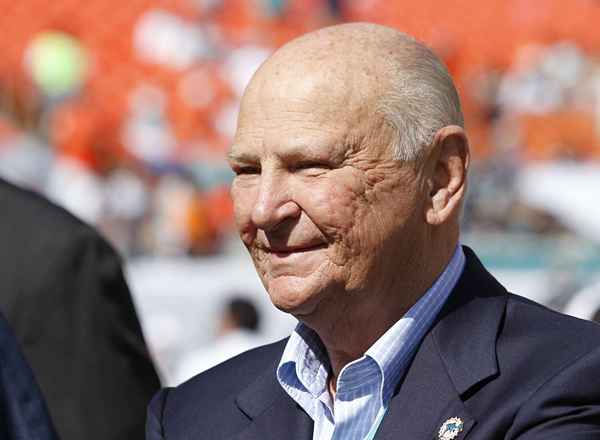 Wayne Huizenga, fundadora da Gerenciamento de Resíduos