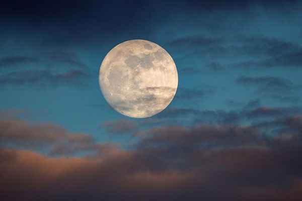 Cosa significa una luna piena?