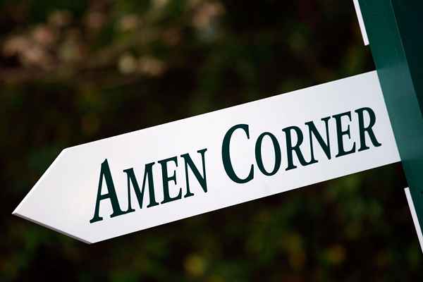 ¿Por qué se llama 'Amen Corner' así, y a quién se le ocurrió el nombre??