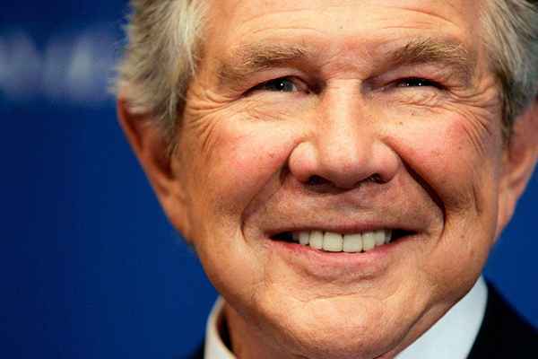 10 citas más ridículas de Pat Robertson