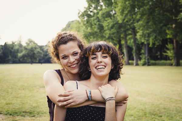 10 conseils pour une relation lesbienne saine