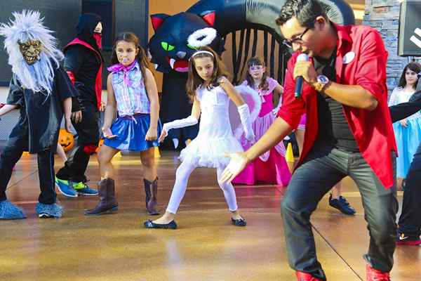 13 canções de dança de Halloween