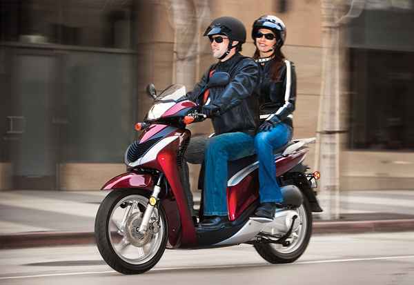 Revue de scooter Honda SH150I 2010