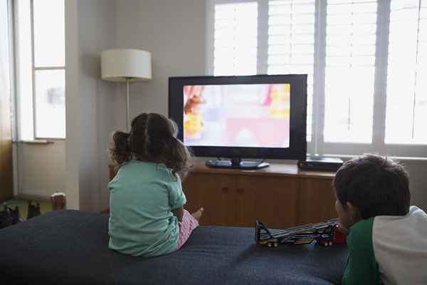 8 programas de televisión que enseñan habilidades de alfabetización para niños