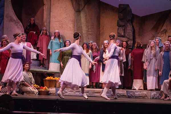 Una sinopsis 'Amahl y los visitantes nocturnos'