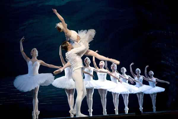 Historien om Tchaikovskys Swan Lake