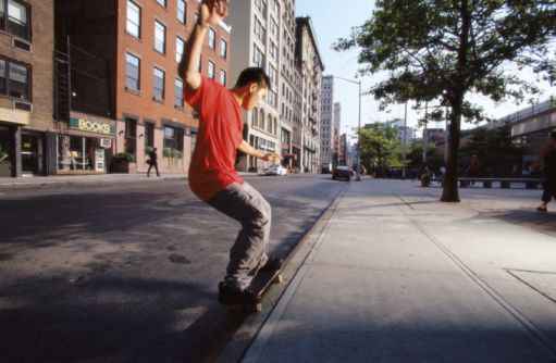 Wie man Slappy Mahls auf einem Skateboard macht