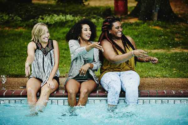 Come ridurre la temperatura della piscina