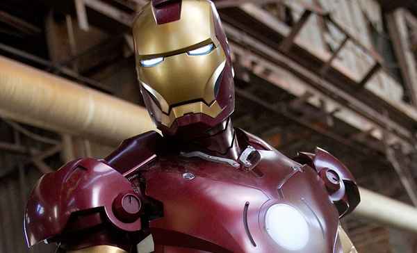 Iron Man Avenger, Industrieller, Held