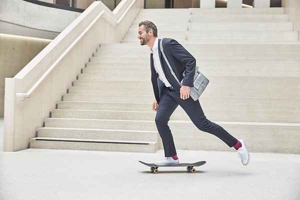 Ist es in Ordnung, ein Skateboard mit meinem vorderen Fuß (Mongo) zu schieben?