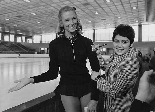 JoJo Starbuck 3 vezes U.S. Campeão nacional de patinação em pares