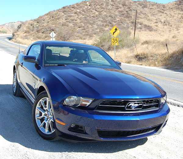 Prueba de prueba 2010 Ford Mustang V6