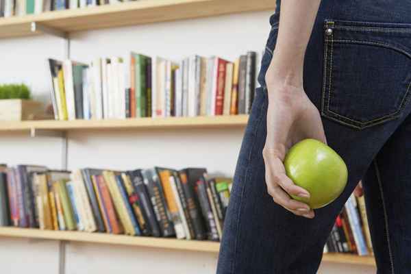 Los mejores jeans para una figura de forma de manzana