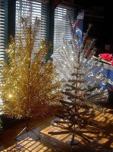 Le prix des arbres de Noël en aluminium