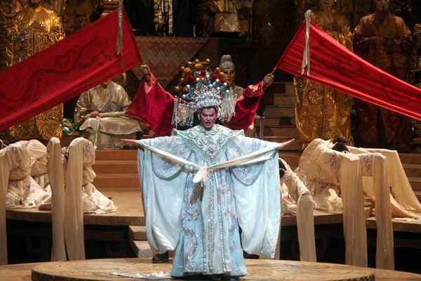 Turandot Synopsis Puccinis endgültige Opera