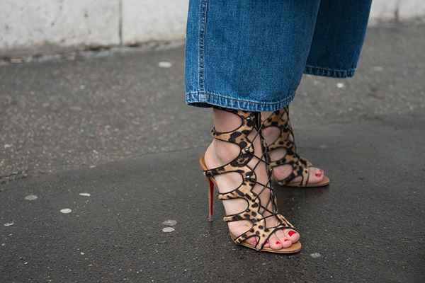 Cosa indossare con le scarpe stampate in leopardo