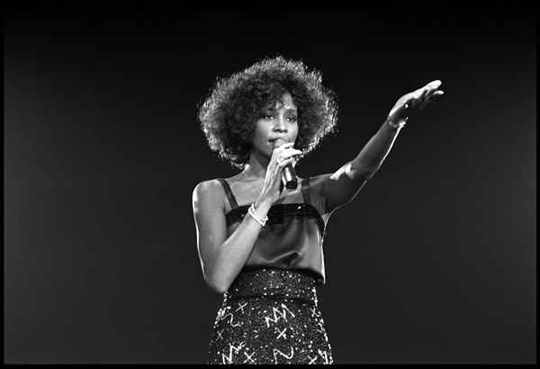 Whitney Houston Songs z lat 80